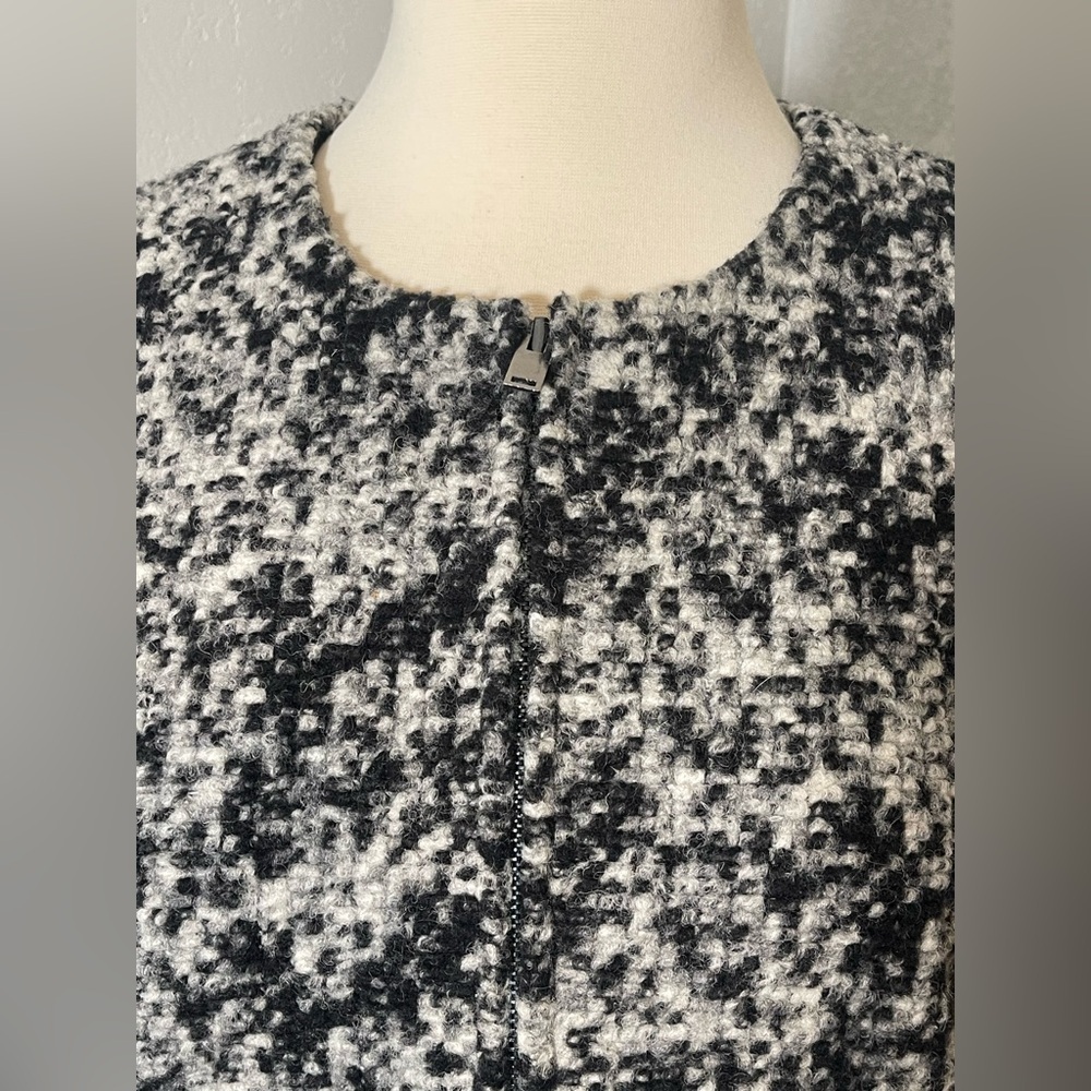 Ann Taylor laine jacket size M - Picture 4 of 9